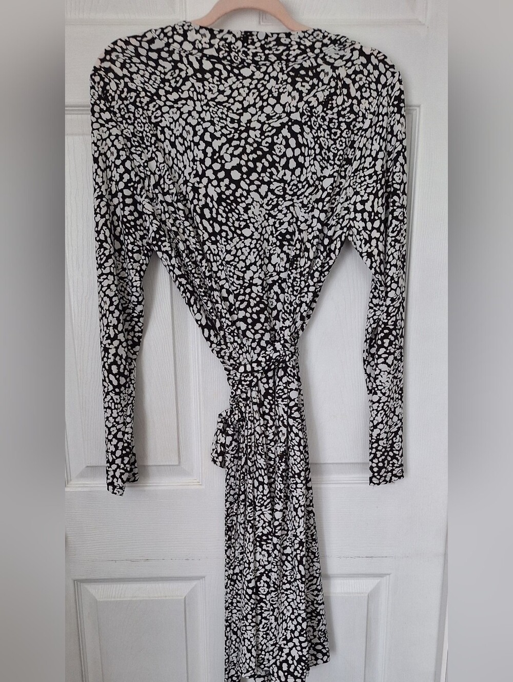 Banana Republic Black & White Animal Print Wrap Dress Tie Waist Large
